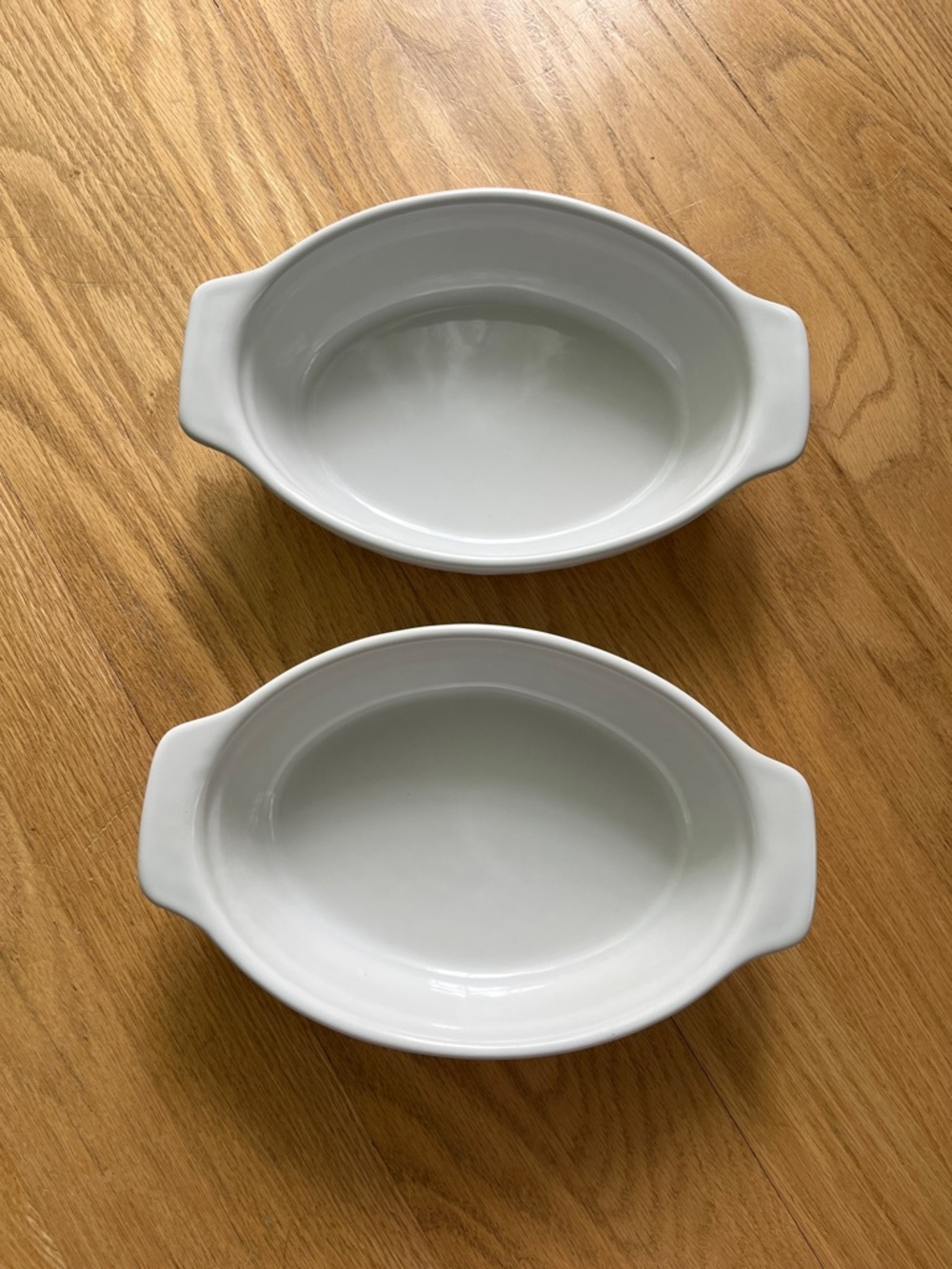 CERUTIL STONEWARE Oval Ceramic Baking Dishes in White (Set of 2)